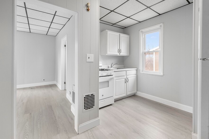 More Photos Of 7504 Zimmerman Ave, Pennsauken Apartments For Sale