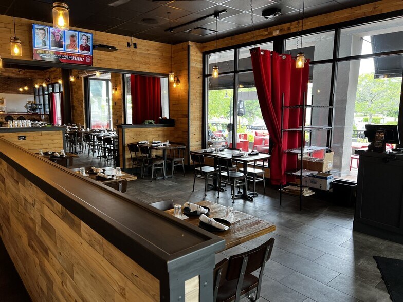 More Photos Of 1201 Boston Post Rd, Milford General Retail For Sale