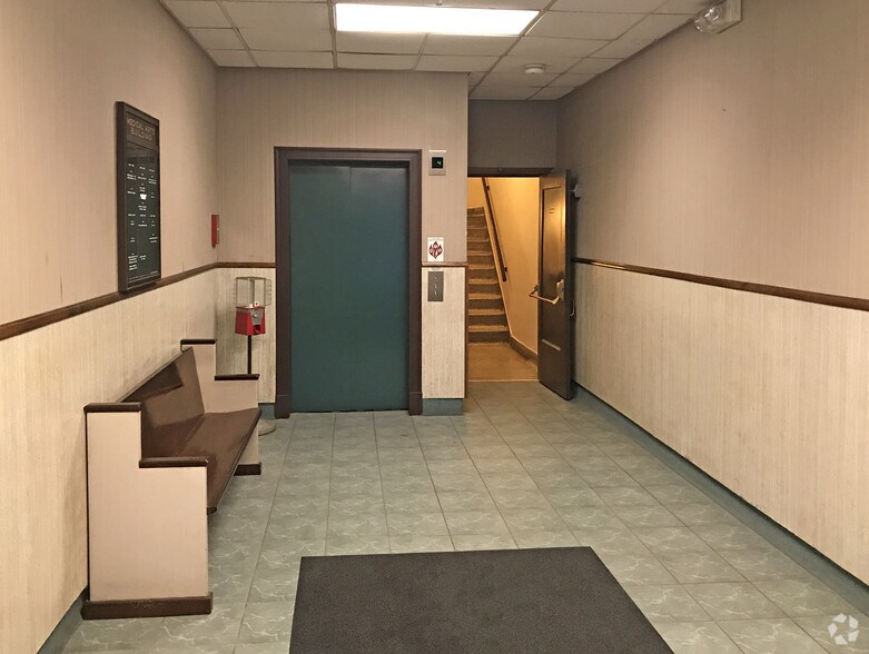 More Photos Of 816 W St. Germain St, Saint Cloud Coworking Space