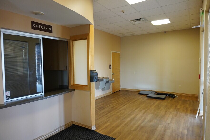 More Photos Of 11416 N 56th St, Tampa Medical For Lease