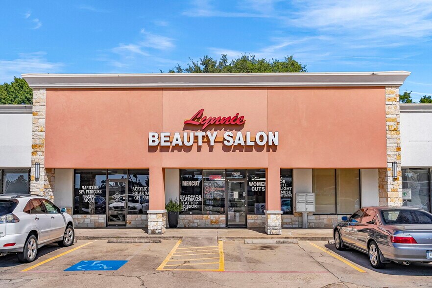 More Photos Of 10742-10794 Grant Rd, Houston Unknown For Lease