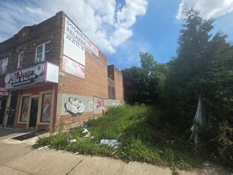 More Photos Of 721 Springfield Ave, Newark Storefront Retail Residential For Sale