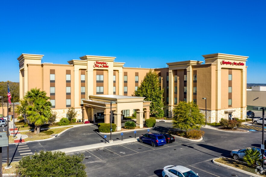 Primary Photo Of 14655 IH-35 N Access Rd, Selma Hotel For Sale