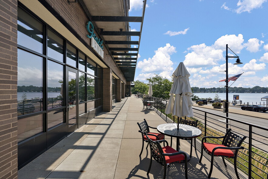 More Photos Of 4100 Shoreline Dr, Spring Park Apartments For Sale