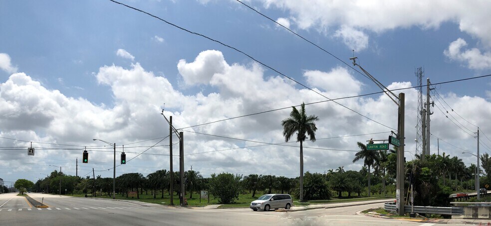 More Photos Of 3990 Griffin Rd, Hollywood Land For Sale