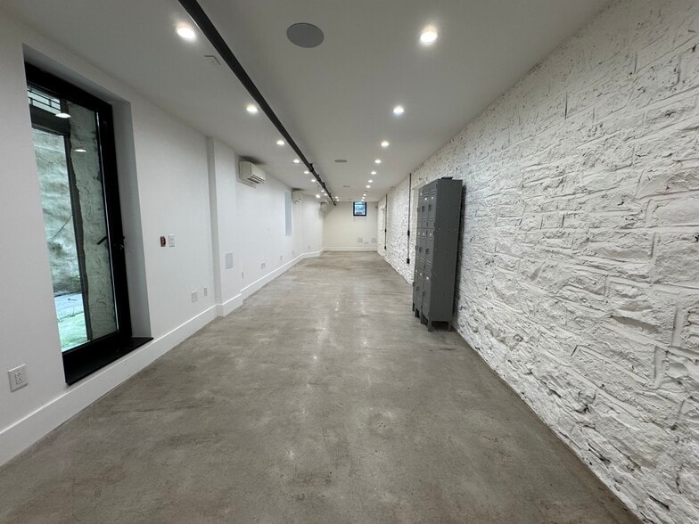 More Photos Of 1383 Dean St, Brooklyn Apartments For Lease