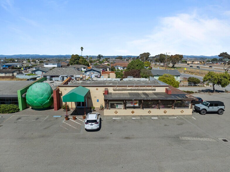 Primary Photo Of 11261 Merritt St, Castroville Specialty For Sale