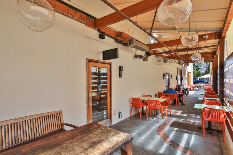 More Photos Of 9517-9523 Culver Blvd, Culver City Storefront For Sale