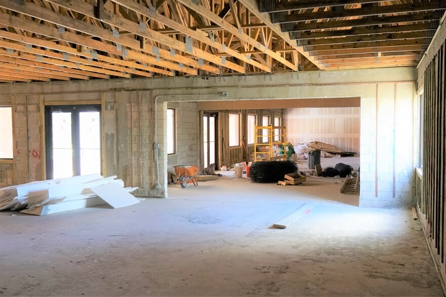 More Photos Of 2923 S Federal Hwy, Boynton Beach General Retail For Lease