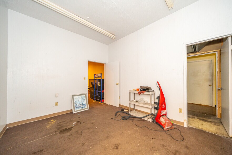 More Photos Of 3380 Successful Way, Dayton Office For Sale