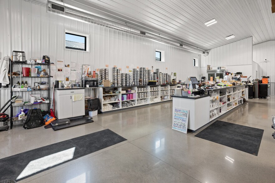 More Photos Of 5498 51st Ave S, Fargo General Retail For Sale