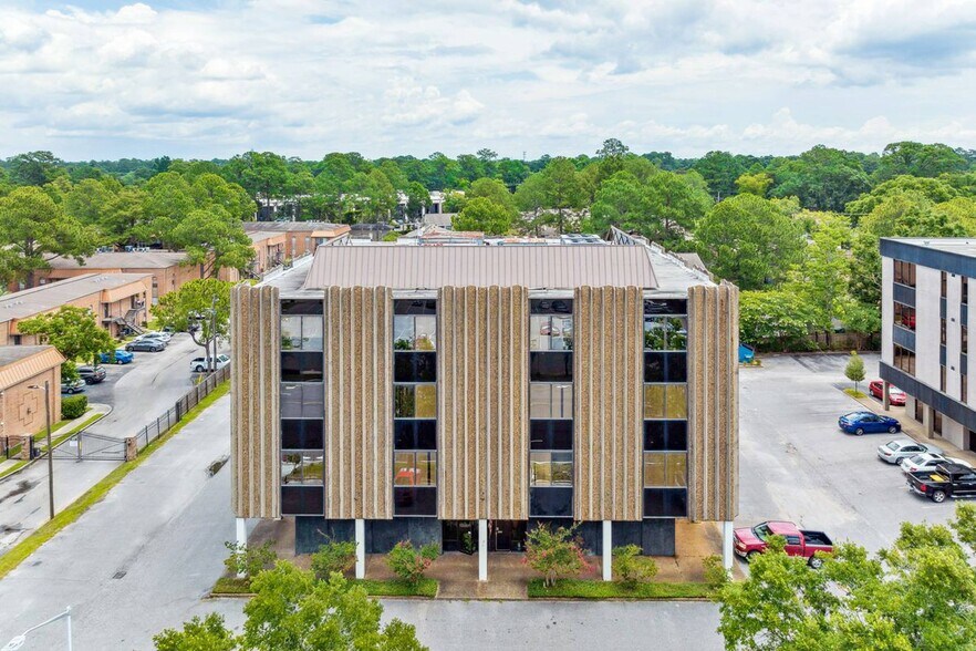 More Photos Of 601 Bel Air Blvd, Mobile Office For Lease
