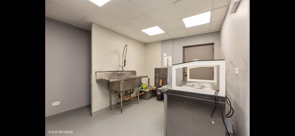 More Photos Of , Chicago Multifamily For Sale