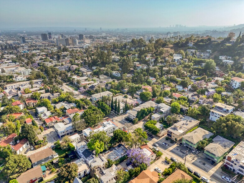 More Photos Of 2420 N Beachwood Dr, Los Angeles Multifamily For Sale