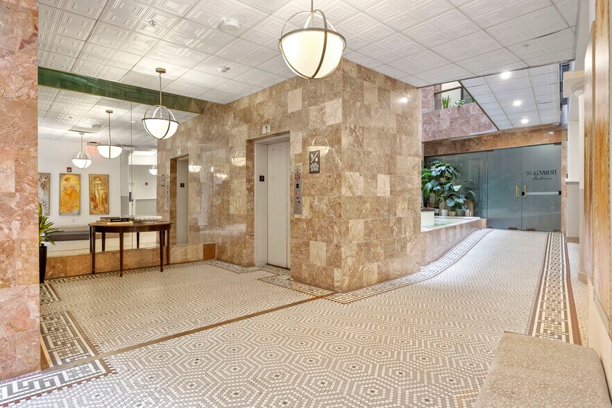 More Photos Of 76 N Pearl St, Albany Apartments For Lease