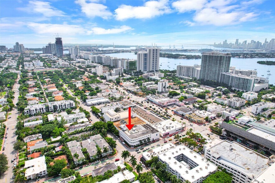 More Photos Of 1560 Lenox Ave, Miami Beach Office For Sale
