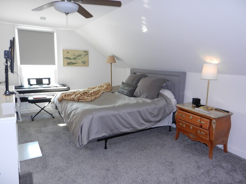 More Photos Of 231 Elmer St, Westfield Office For Lease