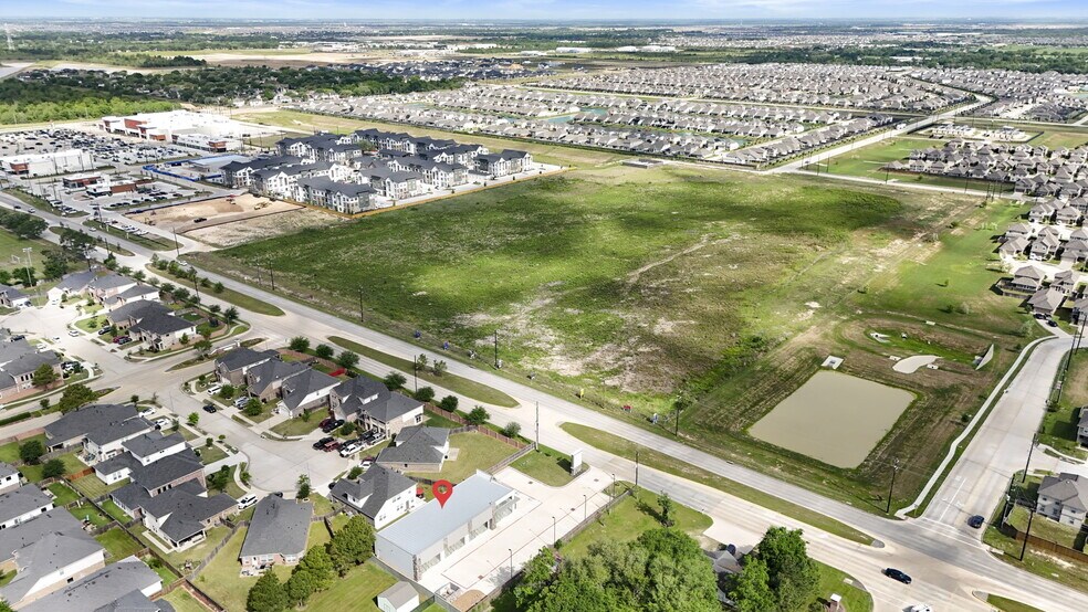 More Photos Of 24515 Morton Rd, Katy Storefront Retail Office For Lease