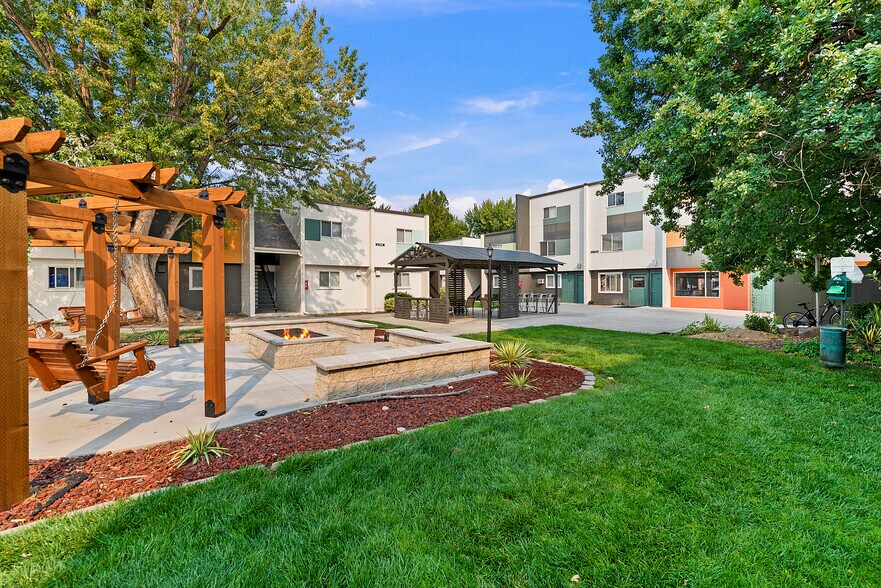 More Photos Of 529 Rossi St, Boise Apartments For Sale