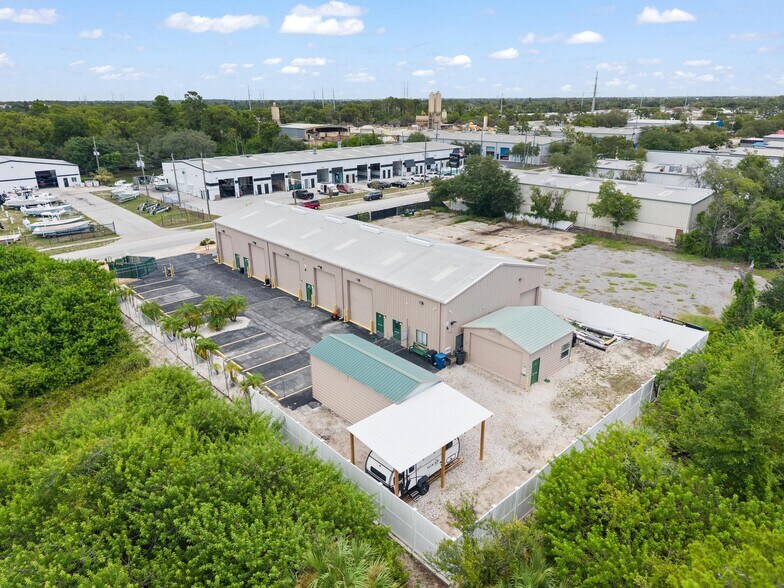More Photos Of 743 Wesley Ave, Tarpon Springs Warehouse For Lease