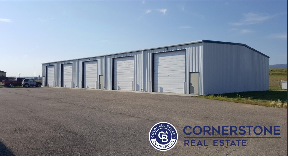 More Photos Of 6450 E Yellowstone Hwy, Evansville Warehouse For Lease