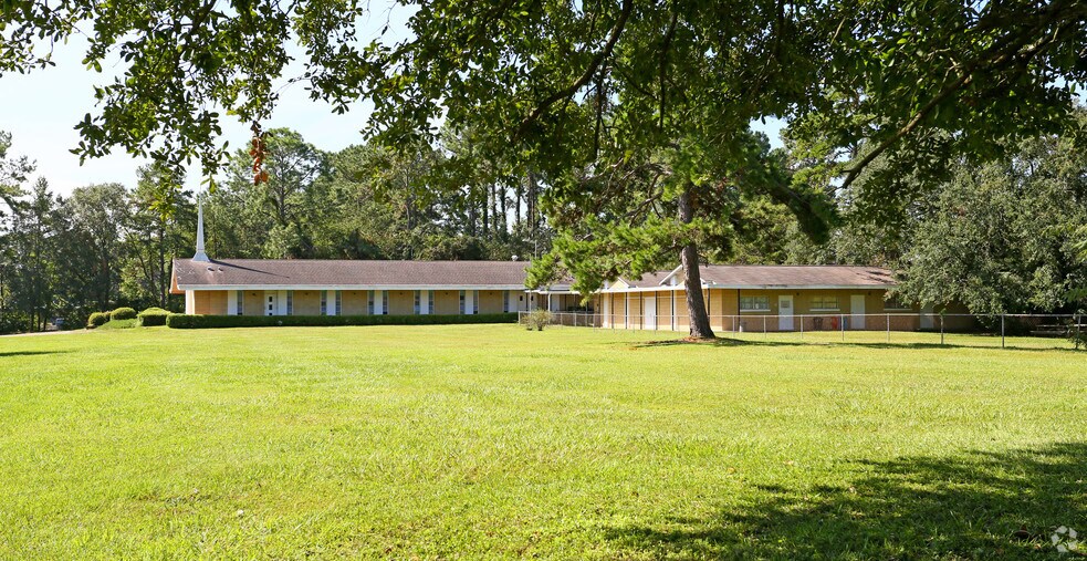 More Photos Of 218 Ausley Rd, Tallahassee Religious Facility For Sale