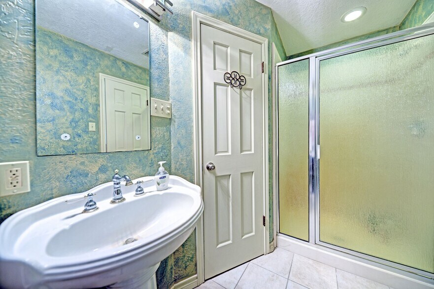 More Photos Of 2575 Old Mill Creek Rd, Brenham Specialty For Sale