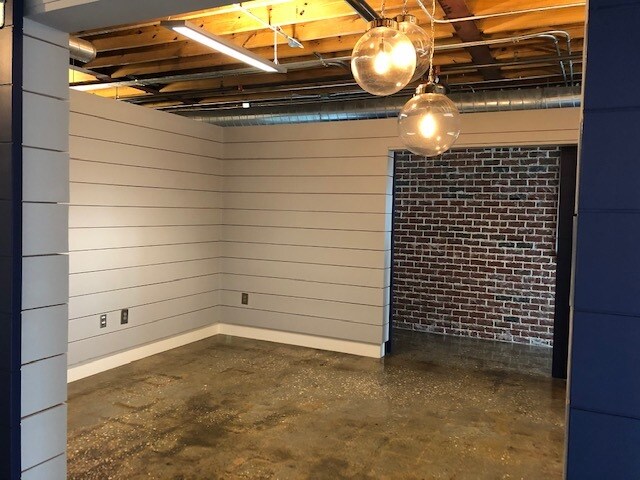 More Photos Of 624-626 New Bridge St, Jacksonville Storefront Retail Office For Sale