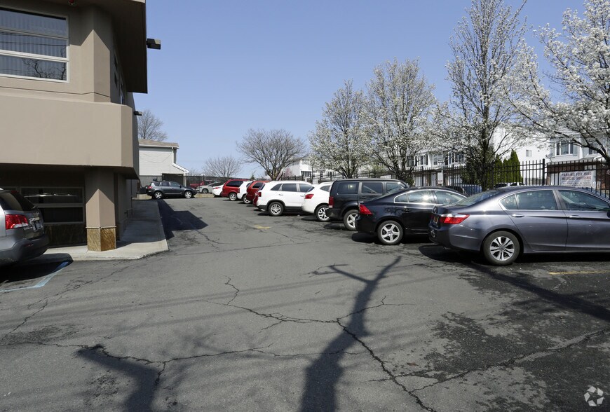 More Photos Of 1550 Richmond Ave, Staten Island Medical For Lease