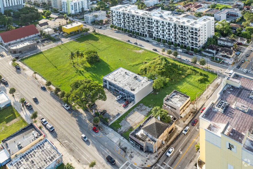 More Photos Of 735 SW 1st St, Miami Land For Sale