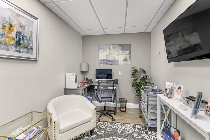 More Photos Of 2194 Highway A1A, Indian Harbour Beach Medical For Sale