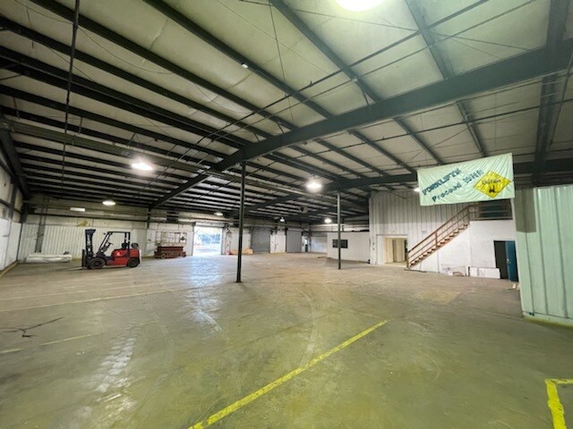 More Photos Of 10235 US 264A, Middlesex Manufacturing For Lease