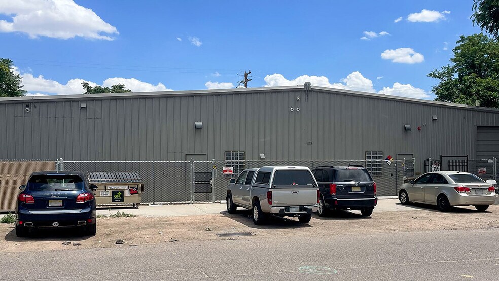 Primary Photo Of 5140 Clarkson St, Denver Industrial For Sale