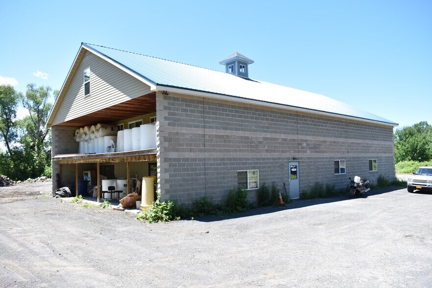 More Photos Of 135 Howard Rd, Fulton Industrial For Sale