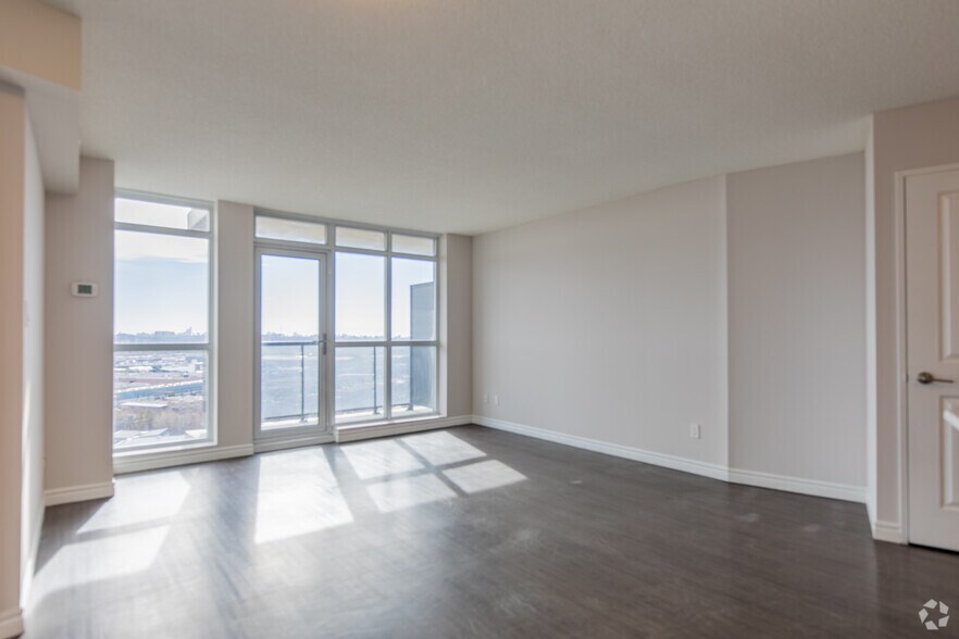 More Photos Of 2 Vena Way, Toronto Apartments For Lease