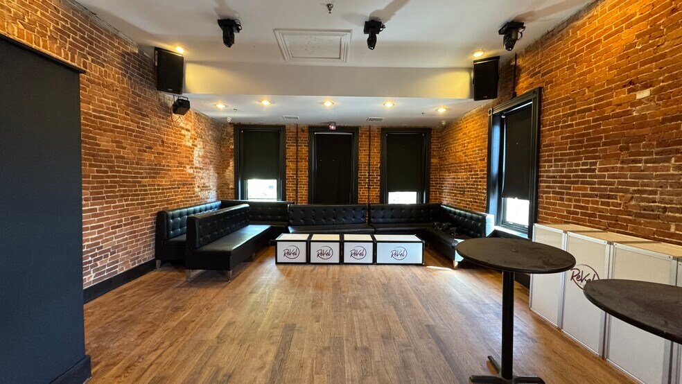 More Photos Of 215-217 Broadway, Bethlehem Restaurant For Lease