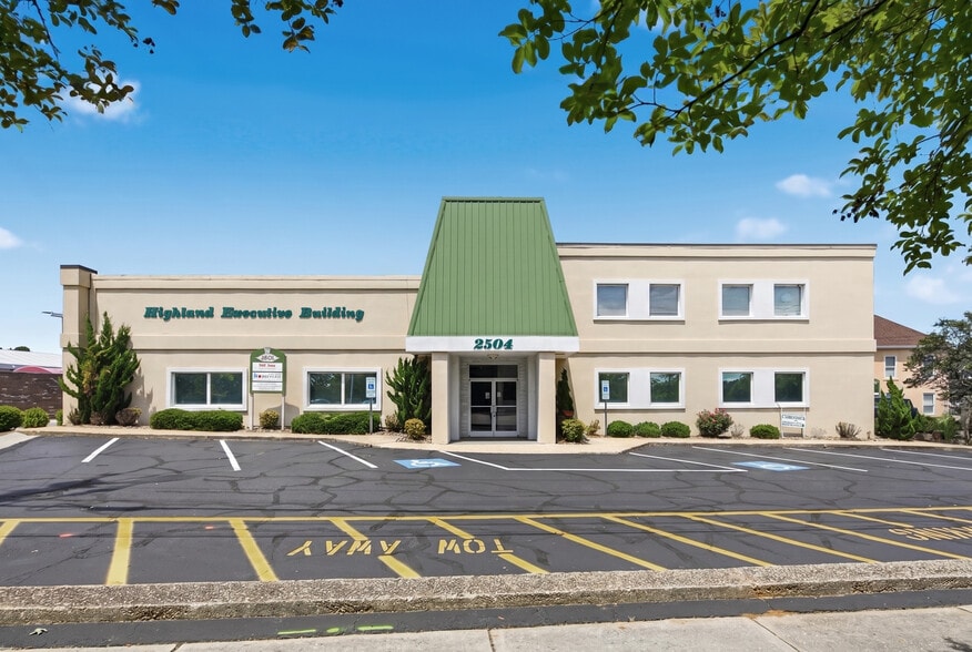 More Photos Of 2500 Raeford Rd, Fayetteville Medical For Sale