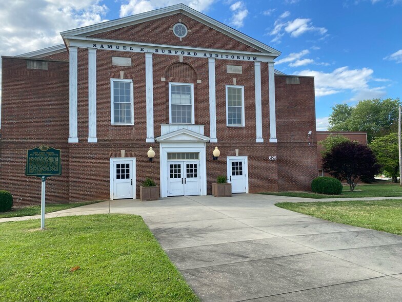 More Photos Of 1113 Washington, High Point Specialty For Sale