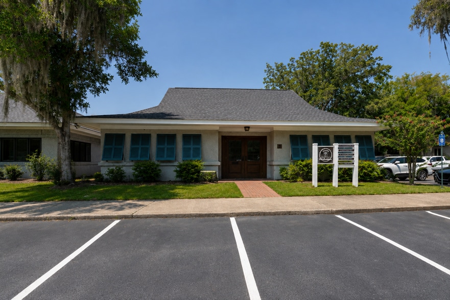 More Photos Of 310 Eisenhower Dr, Savannah Medical For Lease