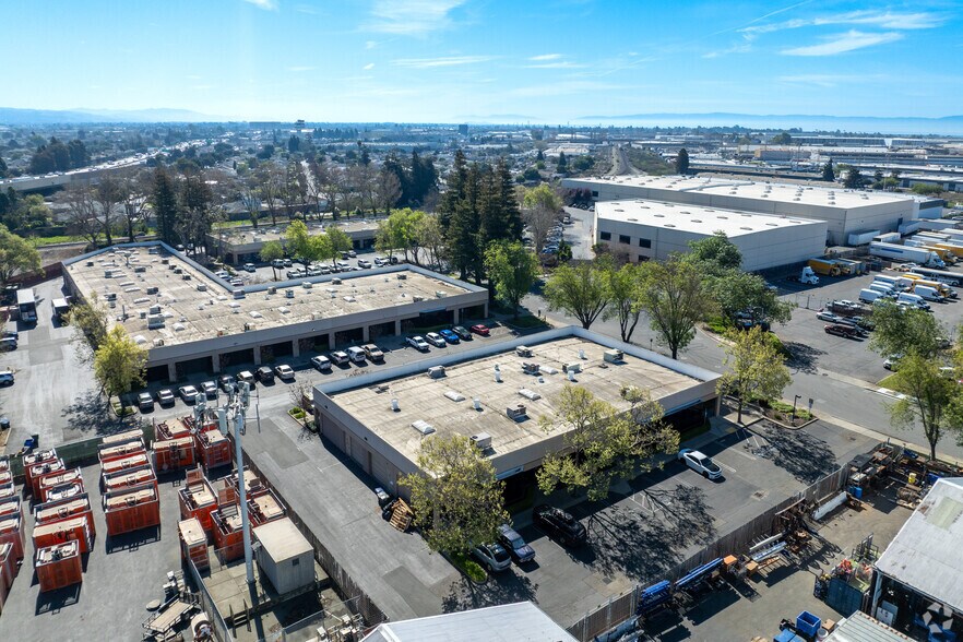 More Photos Of 10940-10990 Bigge St, San Leandro Unknown For Lease
