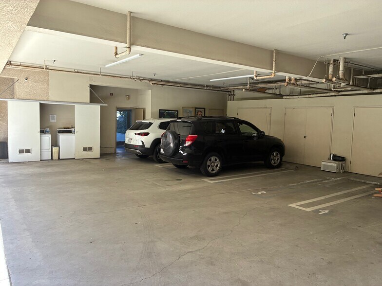 More Photos Of 11508 Moorpark St, North Hollywood Apartments For Sale