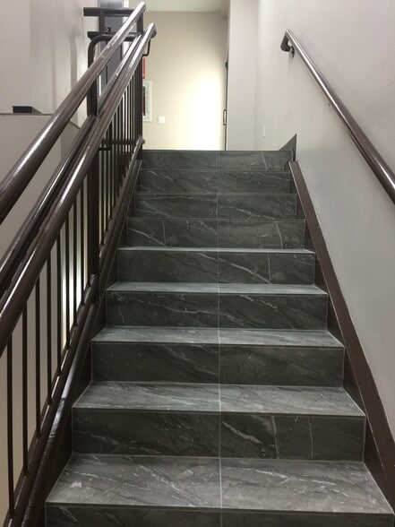 More Photos Of 701 Pin Oak Rd, Katy Storefront Retail Office For Lease