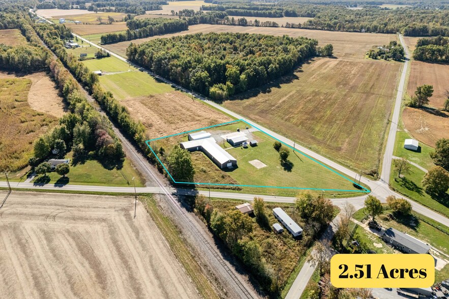 Primary Photo Of 8285 Tri County Hwy, Sardinia Flex For Sale