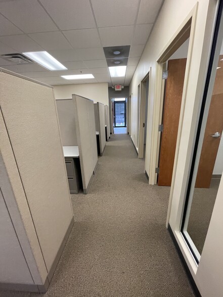 More Photos Of 540 Lake Center Pky, Cumming Office For Lease