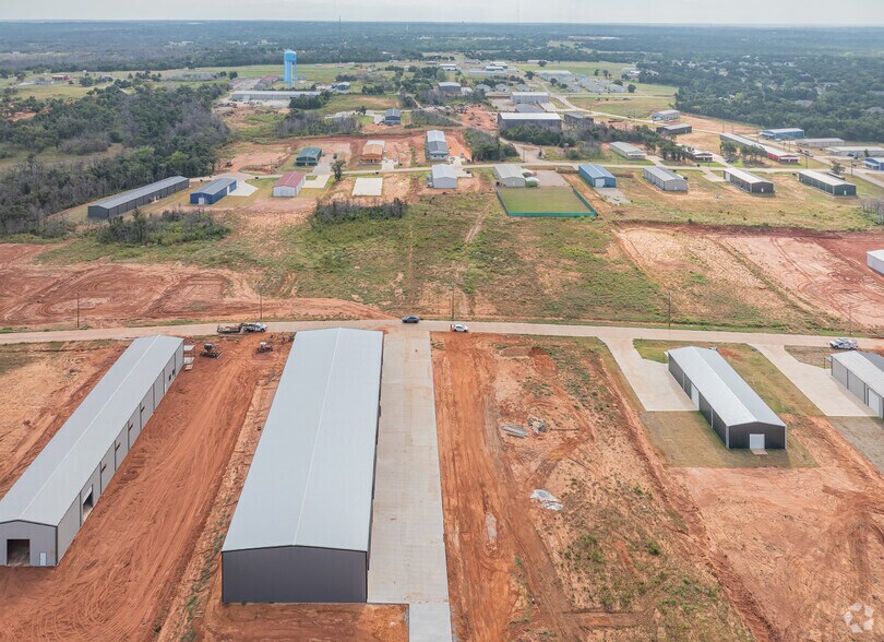 More Photos Of 11571 Blacksand Dr, Edmond Unknown For Lease