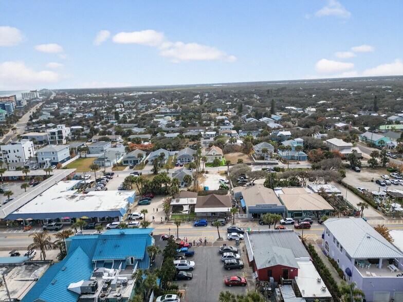 More Photos Of 411 Flagler Ave, New Smyrna Beach Freestanding For Lease