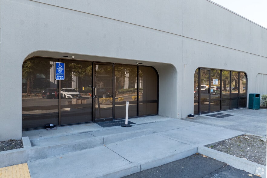 More Photos Of 217 Humboldt Ct, Sunnyvale Research And Development For Lease