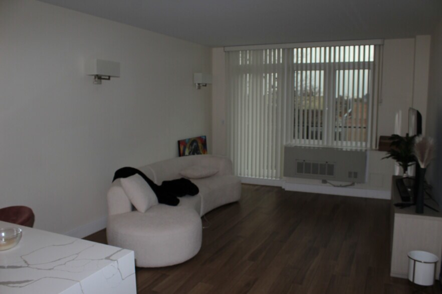 More Photos Of 10312 Northern Blvd, Flushing Apartments For Sale