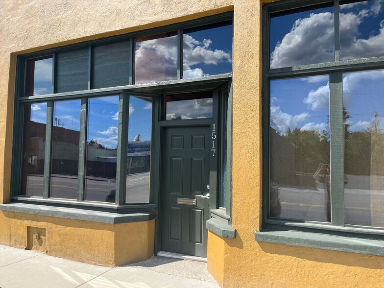 More Photos Of 1517 E Sprague Ave, Spokane Storefront Retail Office For Sale