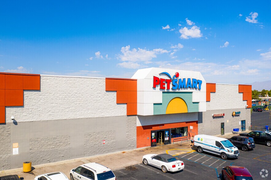 More Photos Of 61-169 N Nellis Blvd, Las Vegas Unknown For Lease